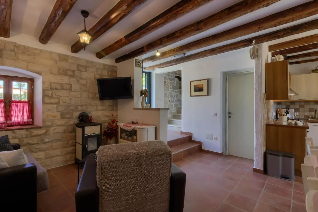 Cozy Villa Zita With Private Pool Near Town Center Porec